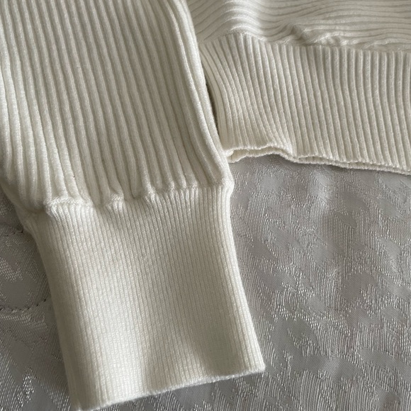 Forever 21 cropped ribbed texture sweater - Picture 4 of 5